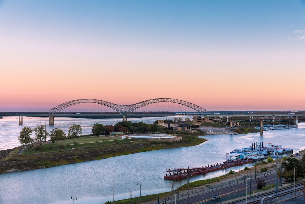 Hyatt Centric Beale Street Memphis 25/60
