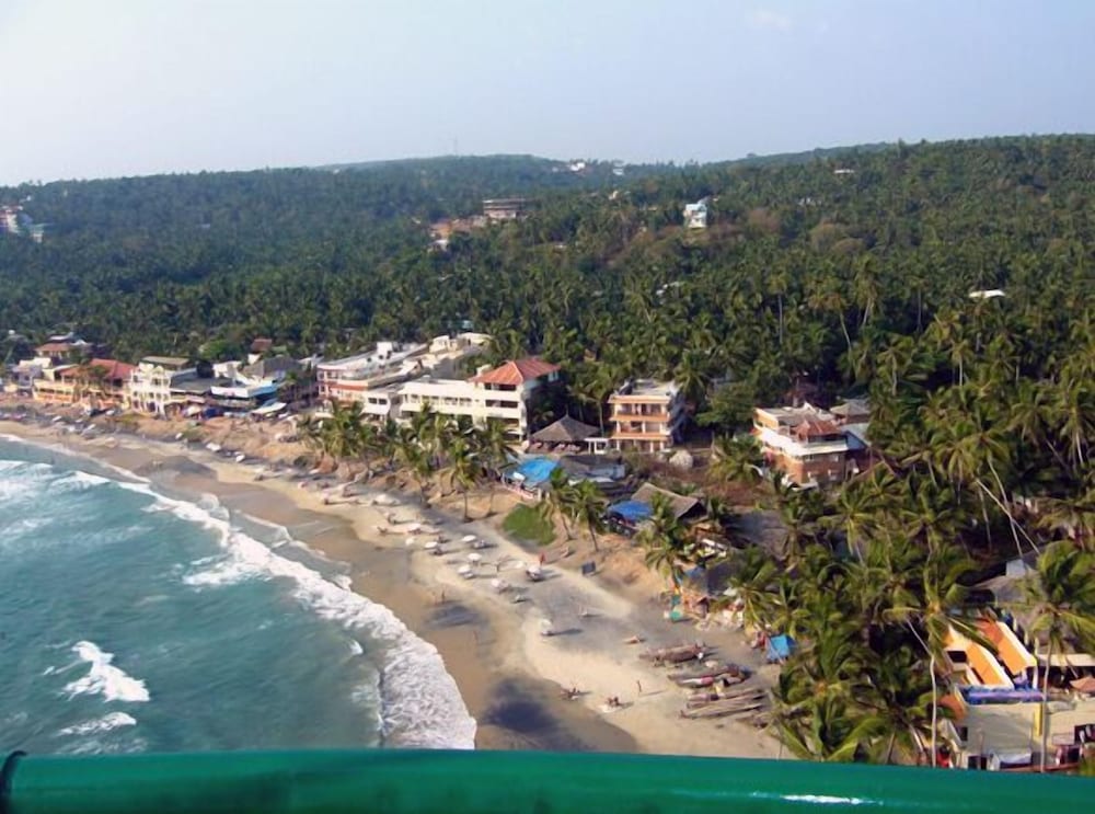The Ocean Park Beach Resort 34/45