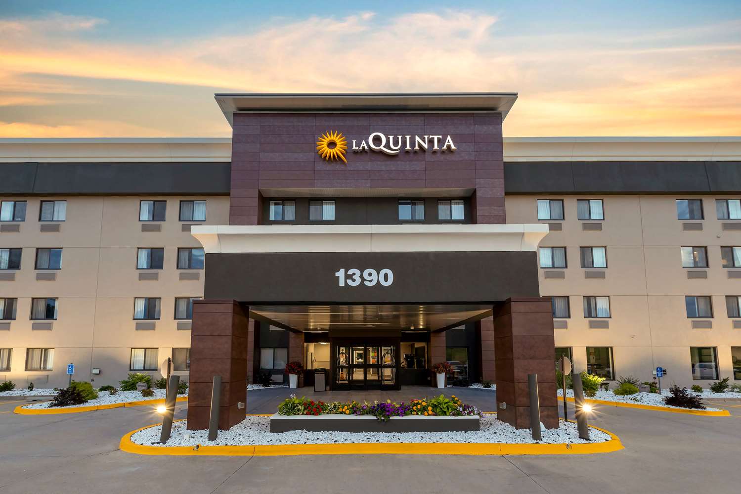 La Quinta Inn & Suites by Wyndham Des Moines West Clive 2/68