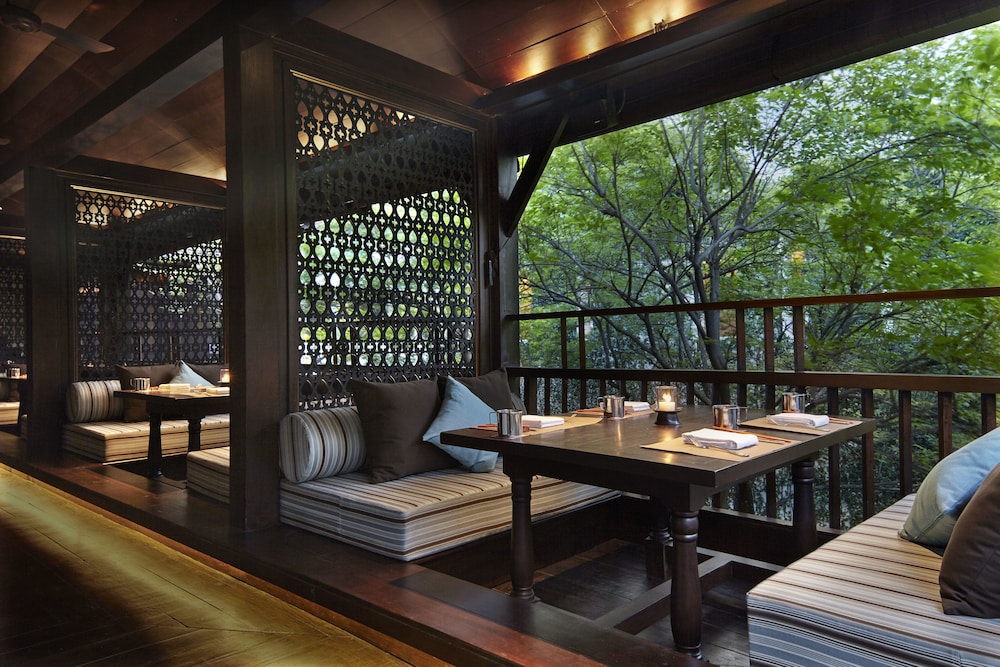 Anantara Chiang Mai Serviced Suites 49/75