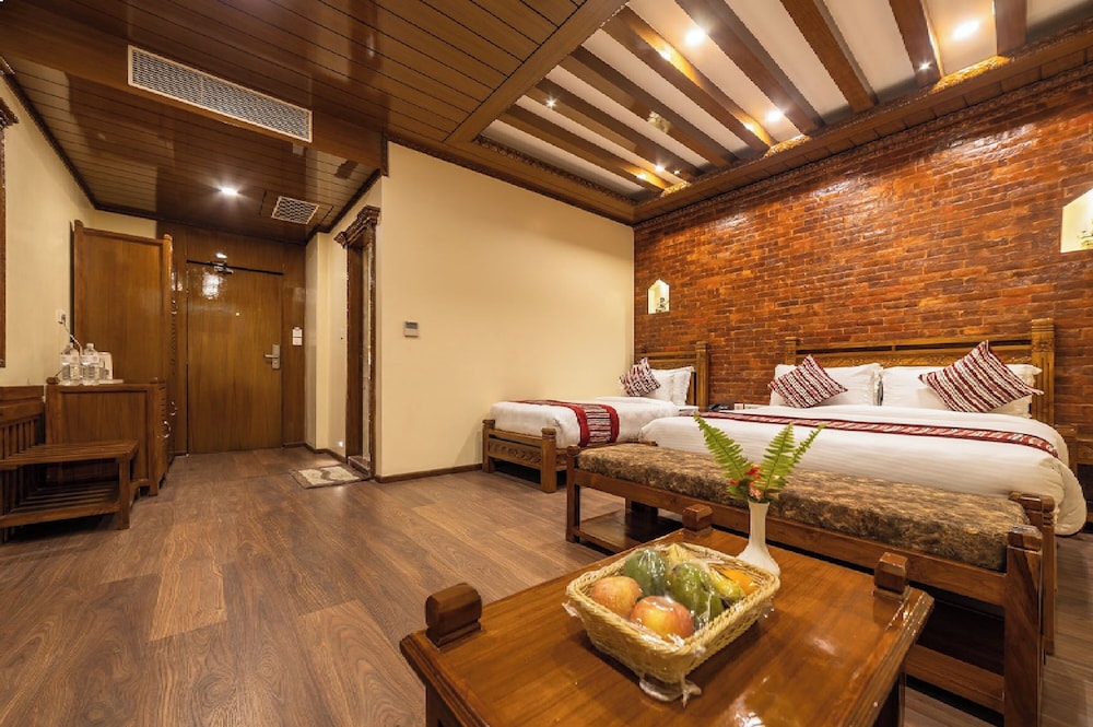 Surya Heritage Hotel 30/61