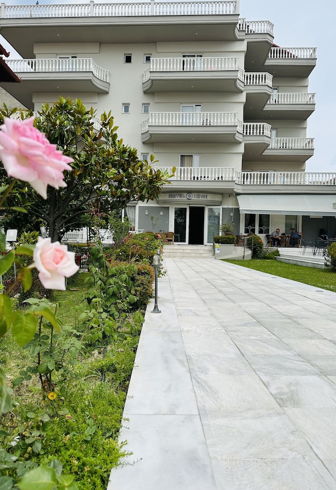 Hotel Ioni 11/50