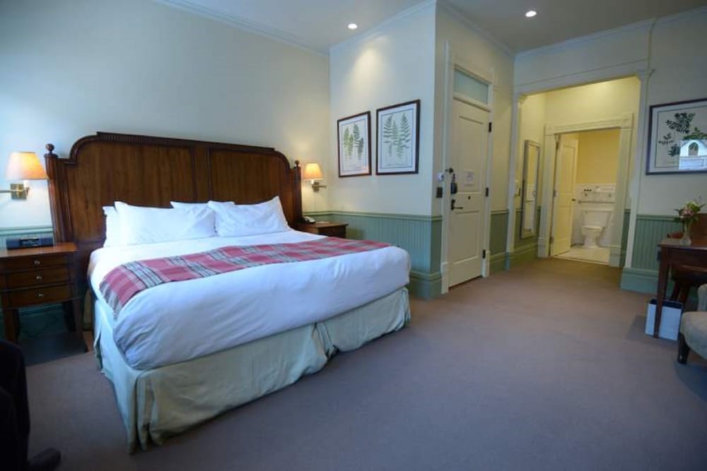 New Sheridan Hotel 2/34
