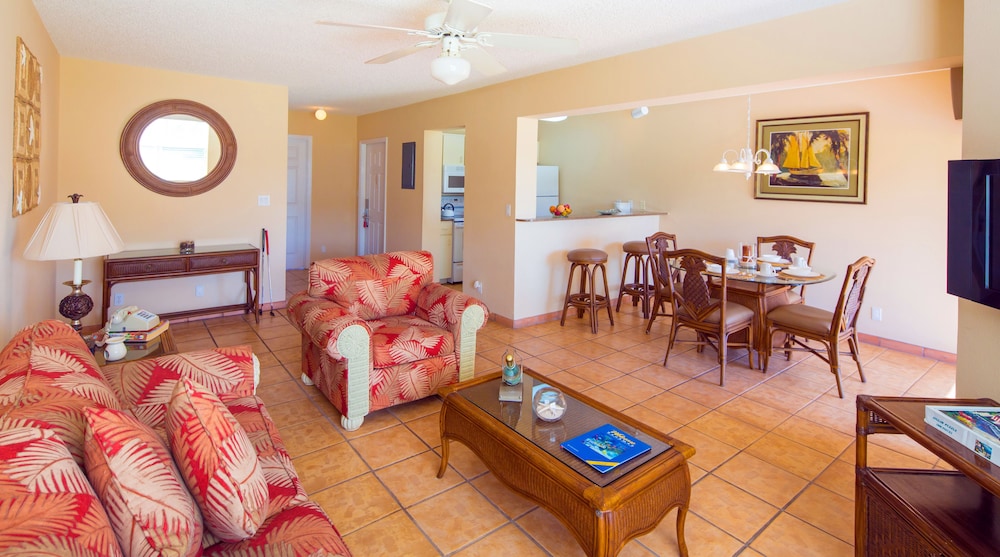 Island Seas Resort 40/60