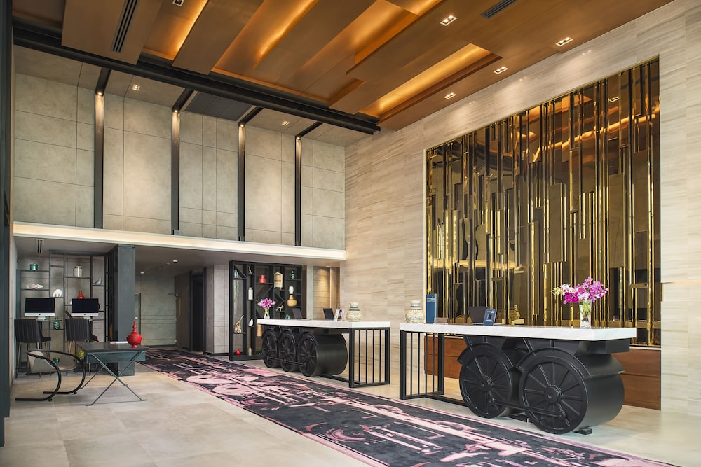 Lobby at Mercure Bangkok Makkasan, BANGKOK