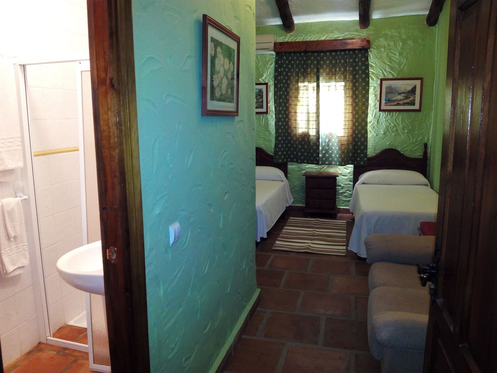 Hotel Hospederia Las Buitreras 3/70