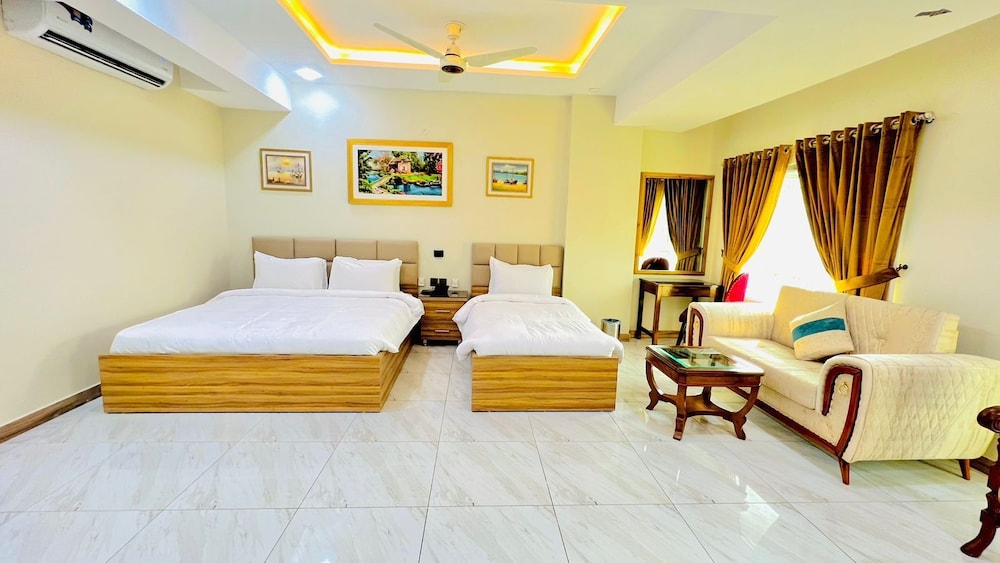 EXECUTIVE, SUITE