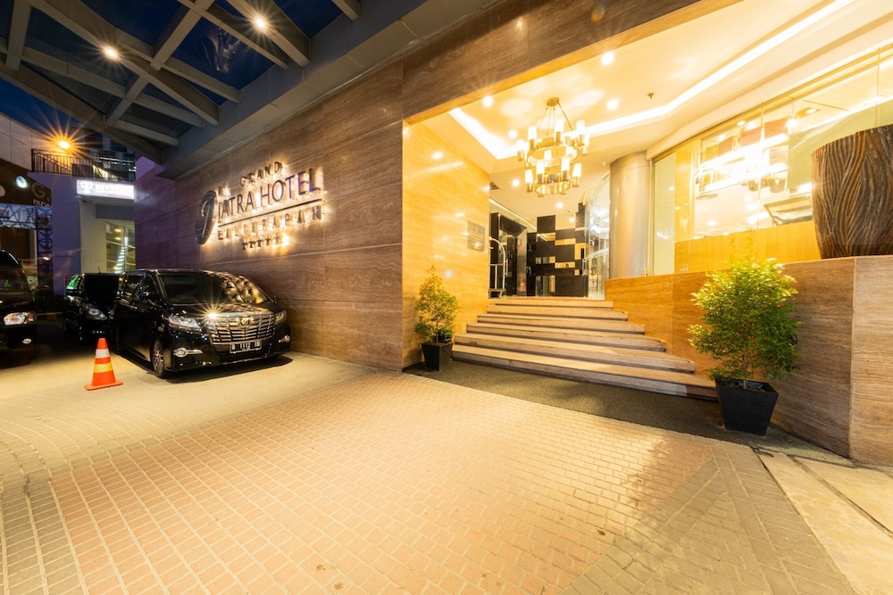 Grand Jatra Hotel 59/70