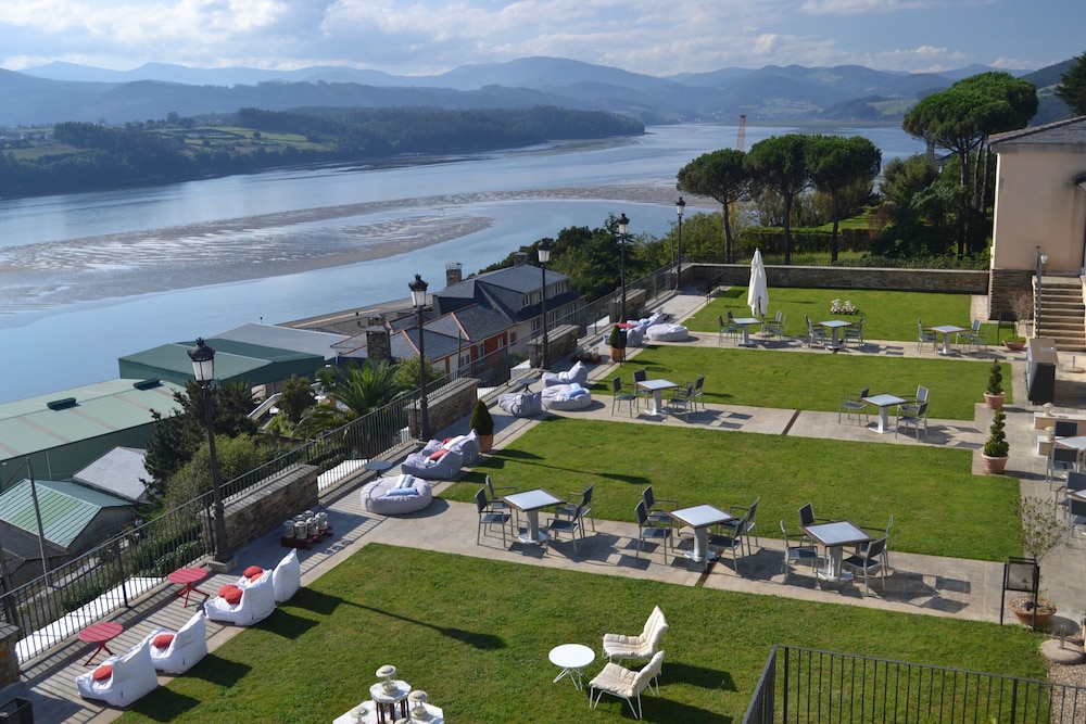 Parador de Ribadeo 27/31