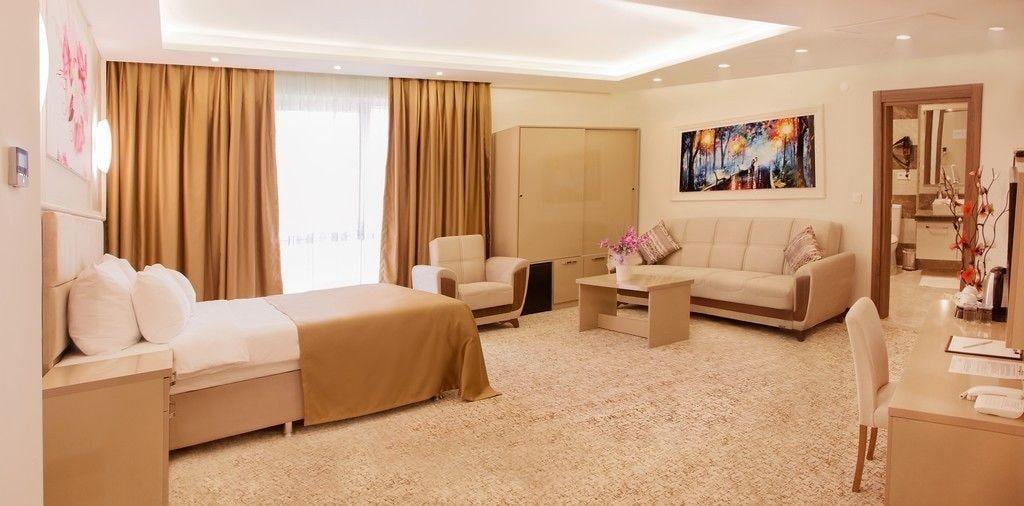 Goldhan Hotel 37/48