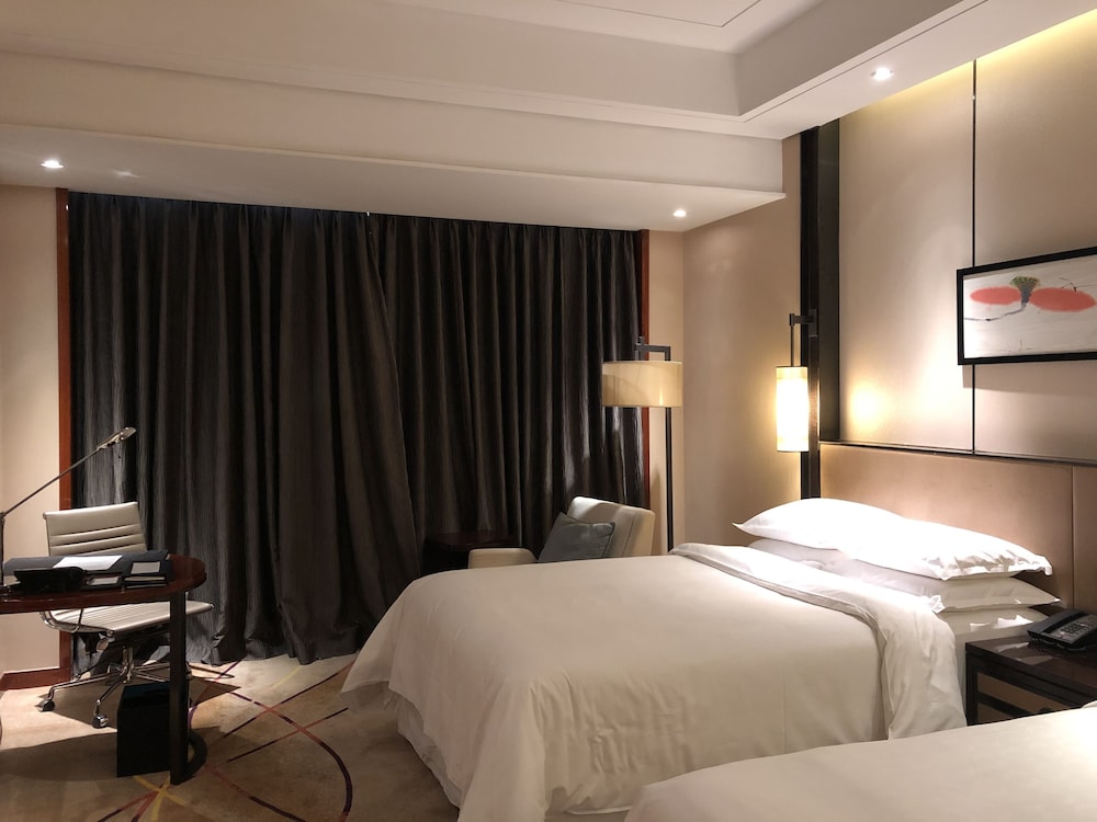 Sheraton Langfang Chaobai River Hotel 7/42