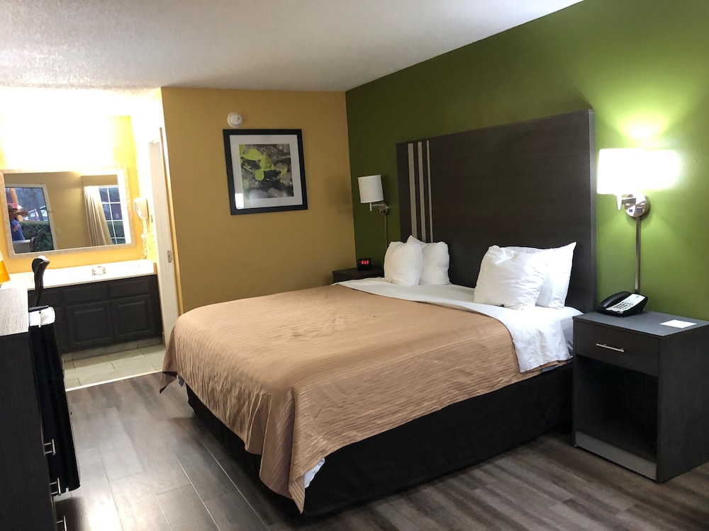 Baymont by Wyndham Selma 13/44