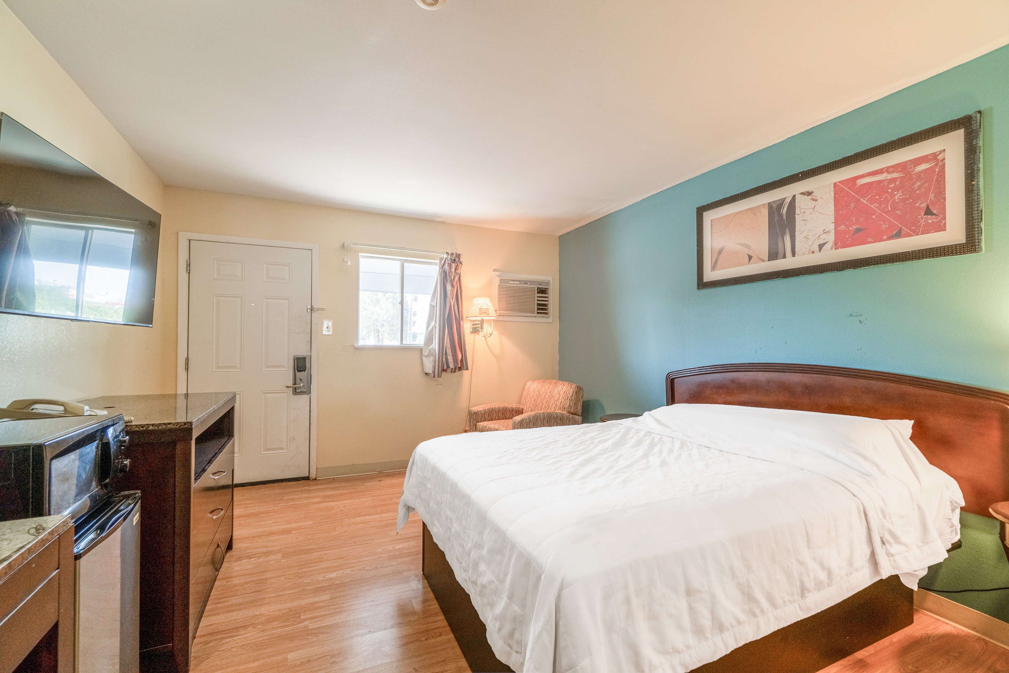 American Inn by OYO Colorado City I-20 18/34