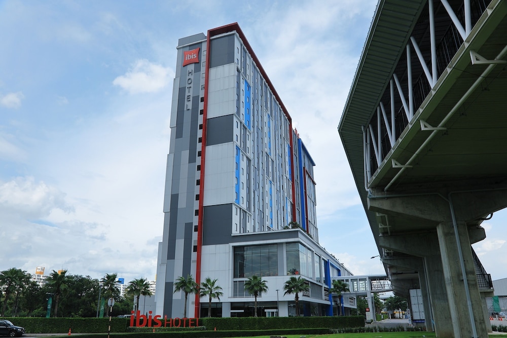 Ibis Bangkok Impact 3/75