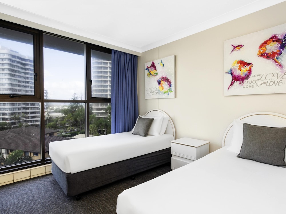 2 BEDROOMS, DELUXE, APARTMENT