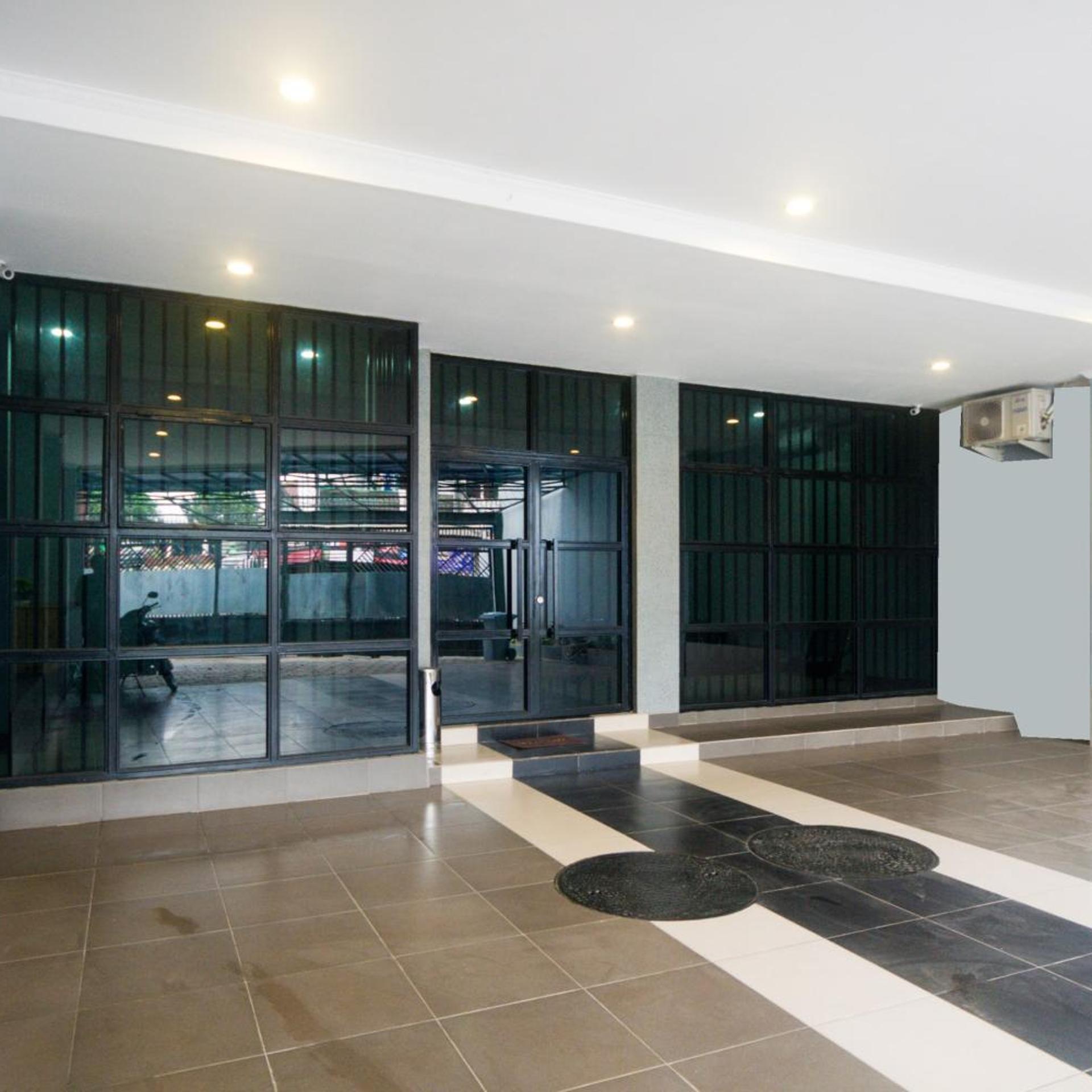 OYO 3354 Homia Residence 39/47
