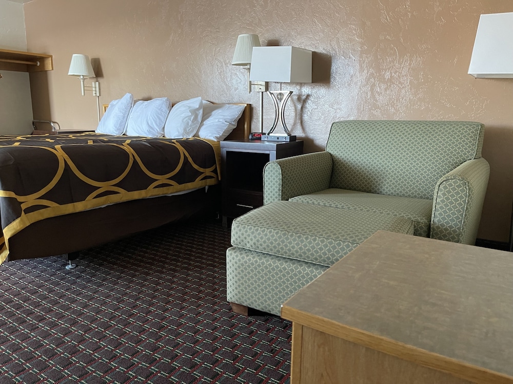 Super 8 By Wyndham Ketchikan 44/52