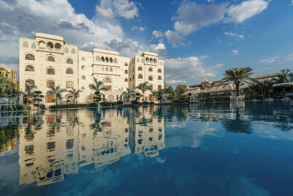 R Chandras Palace 37/42