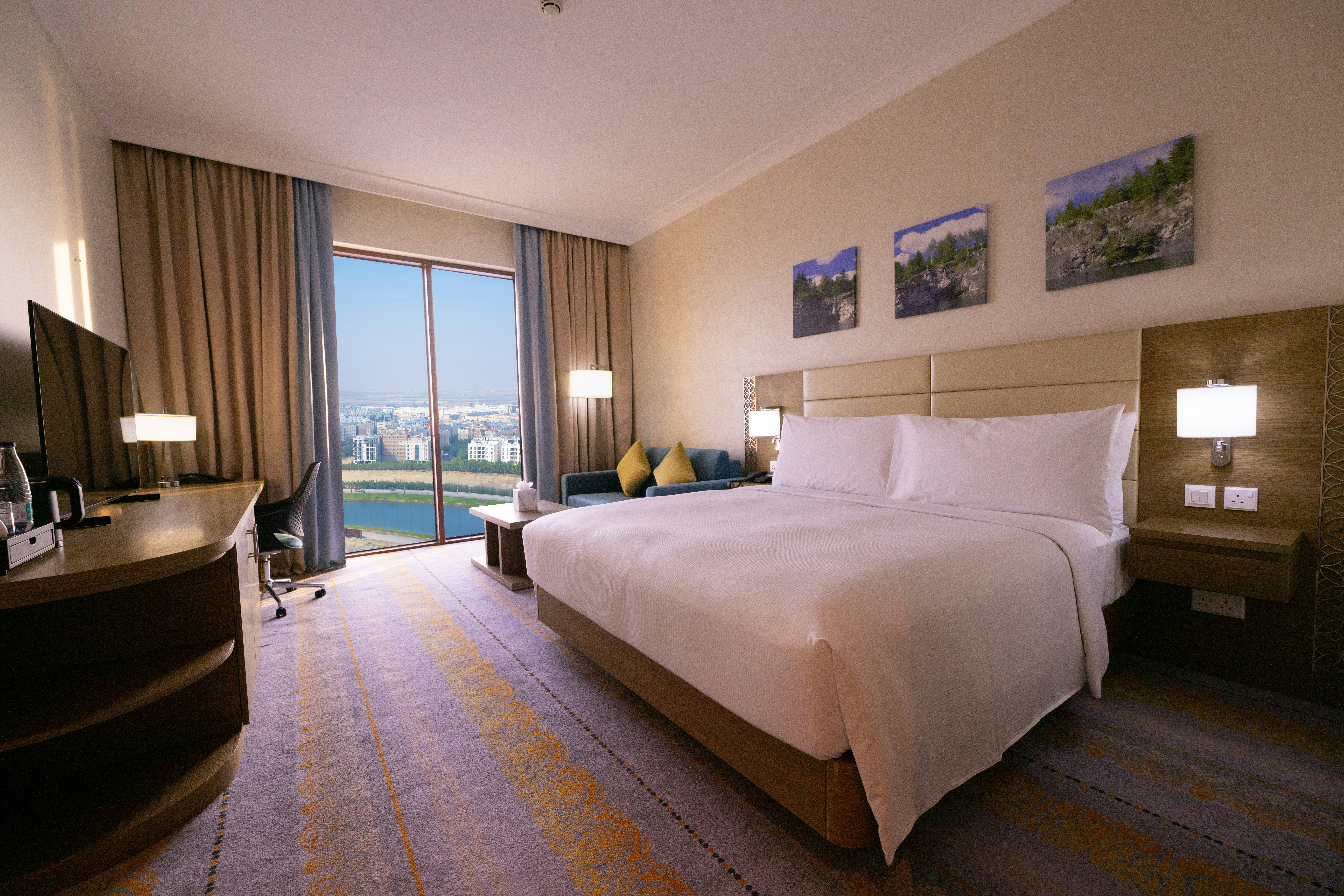 ROOM, KING BED, SEA VIEW