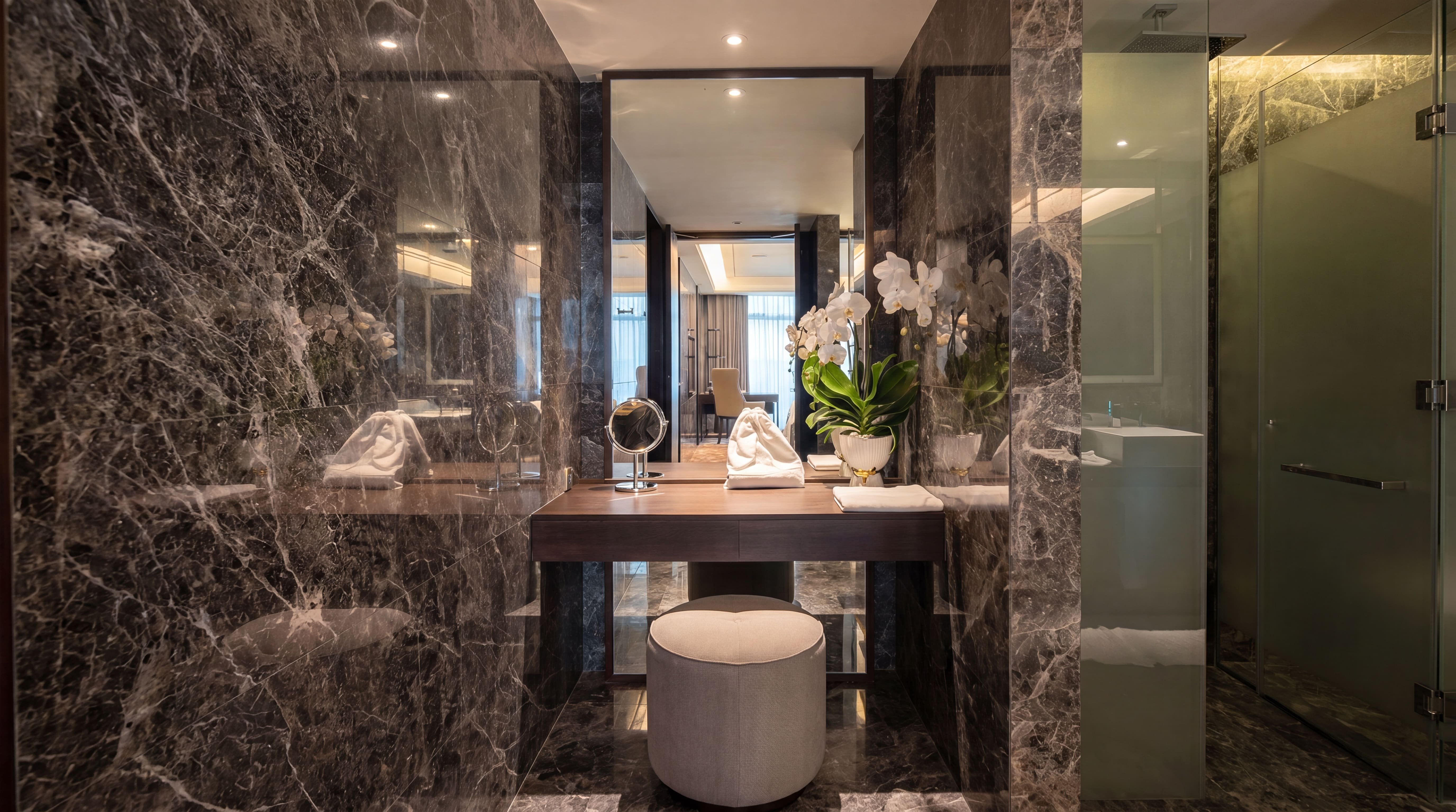 Crowne Plaza Danang City Centre by IHG 49/50