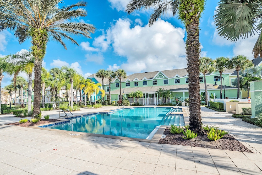 Runaway Beach Club Resort 58/68