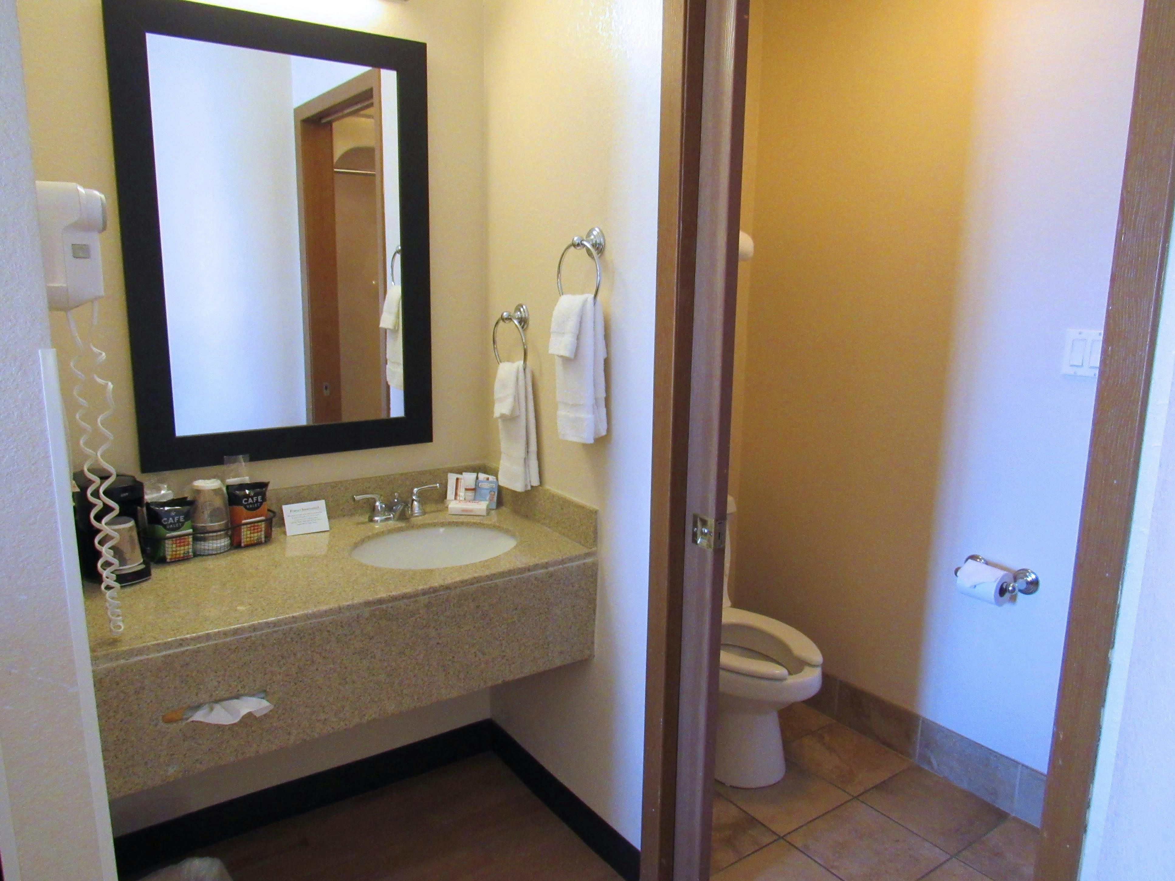 غرفة ديلوكس بسريرين مزدوجين، Red Roof Inn Fargo 3/4