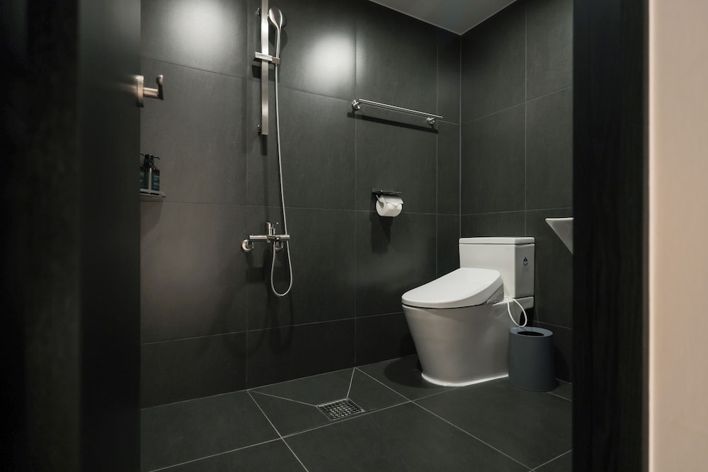 Ehotel Gumi 50/53