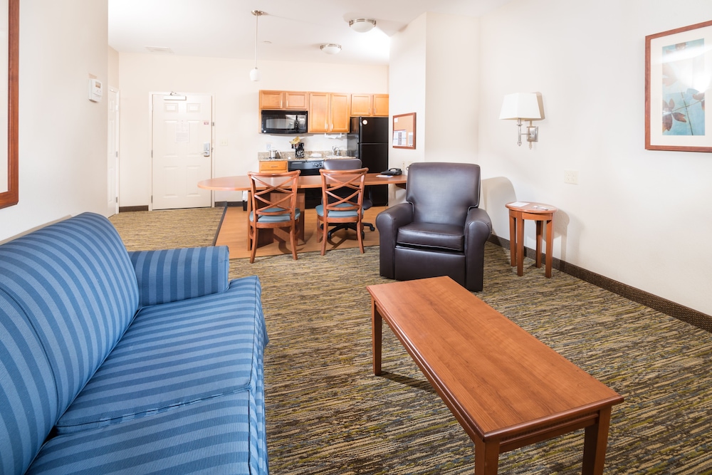 Candlewood Suites Wake Forest Raleigh Area 36/46