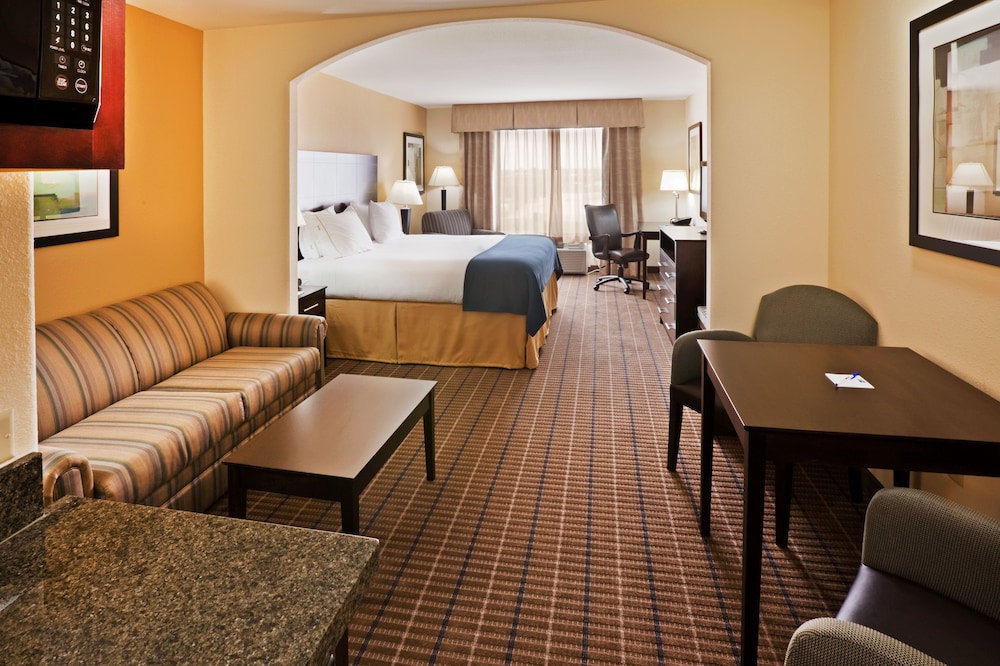 Holiday Inn Express Hotel And Suites Pauls Valley 47/70