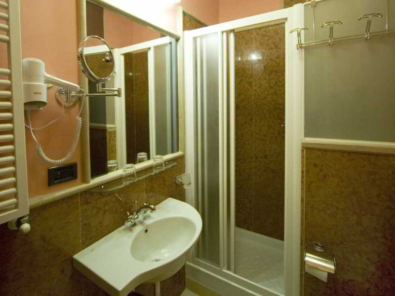 Hotel Merlini 26/28