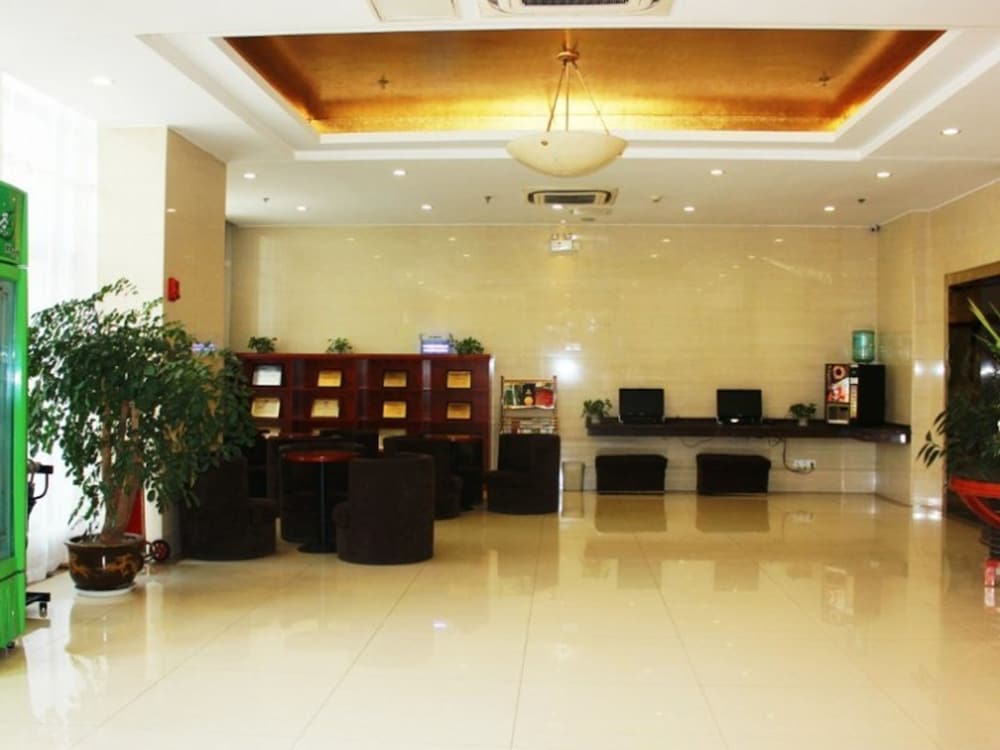 Greentree Inn Jiangsu Xuzhou High Speed Railway Station Express Hotel 8/23