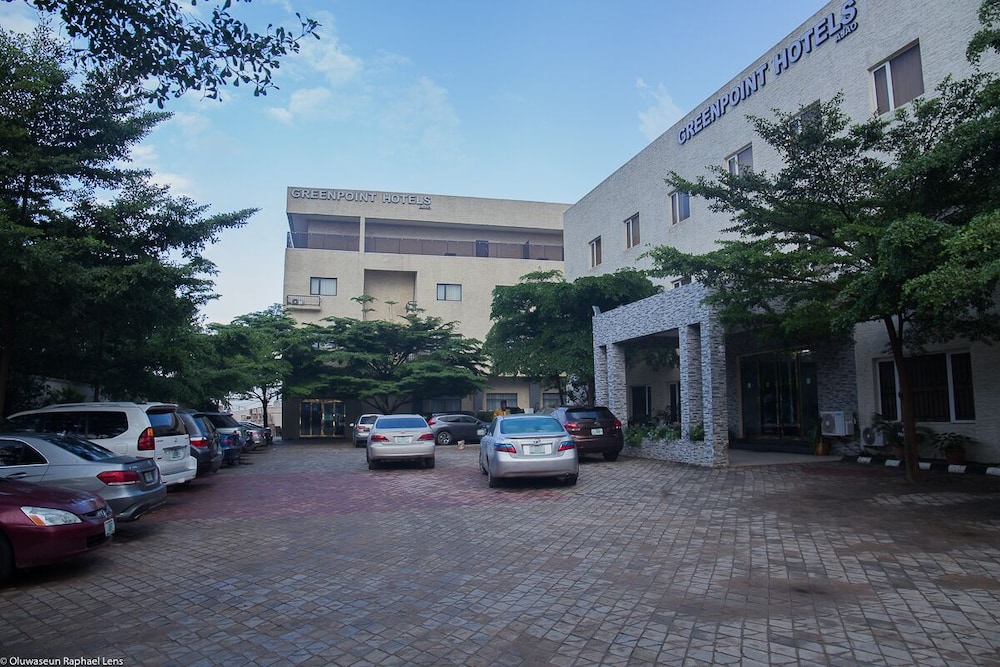Green Point Hotel 35/50