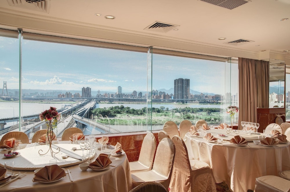 Hotel Riverview Taipei 52/65