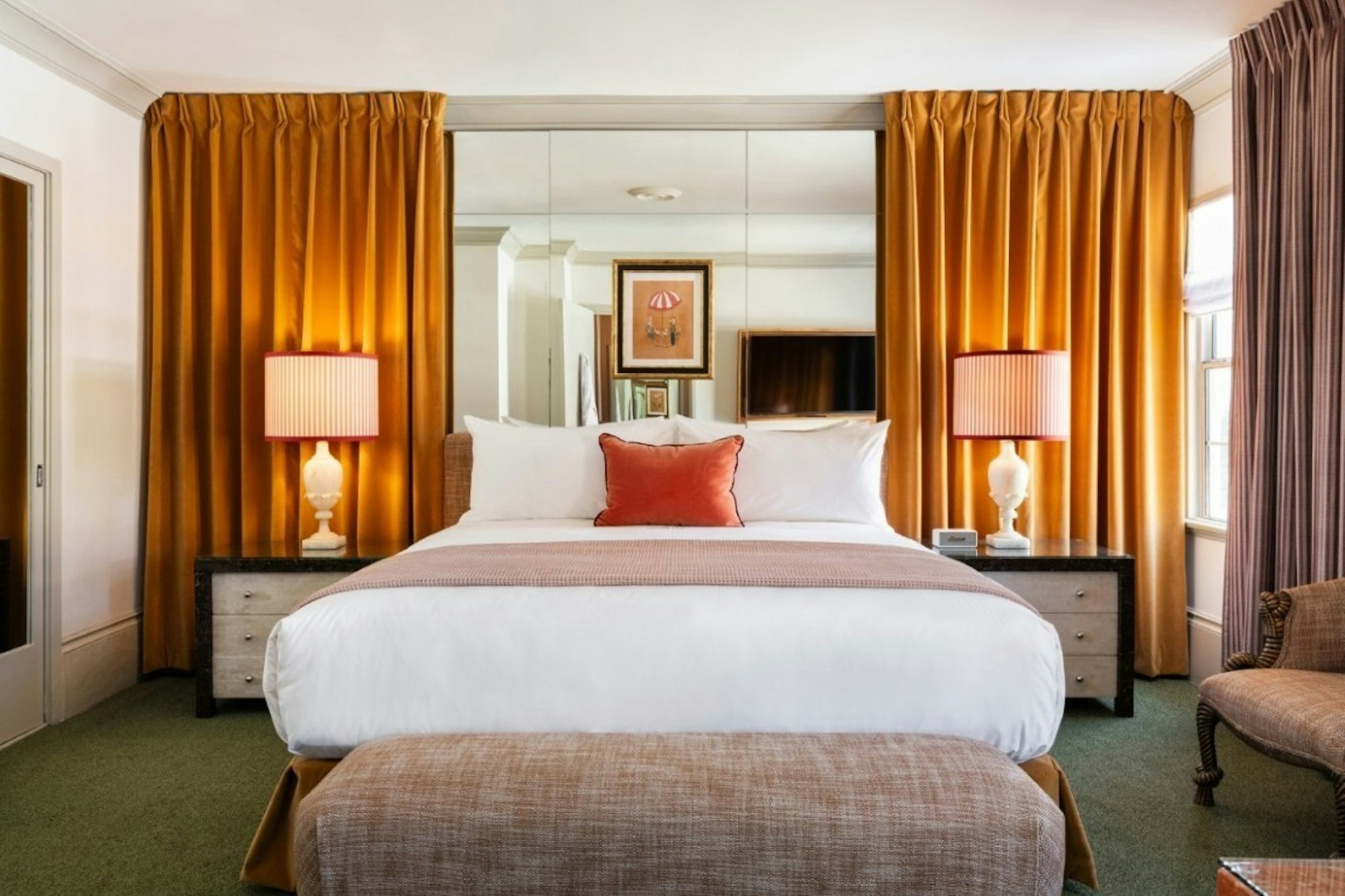 Deluxe, King Bed, Accessible