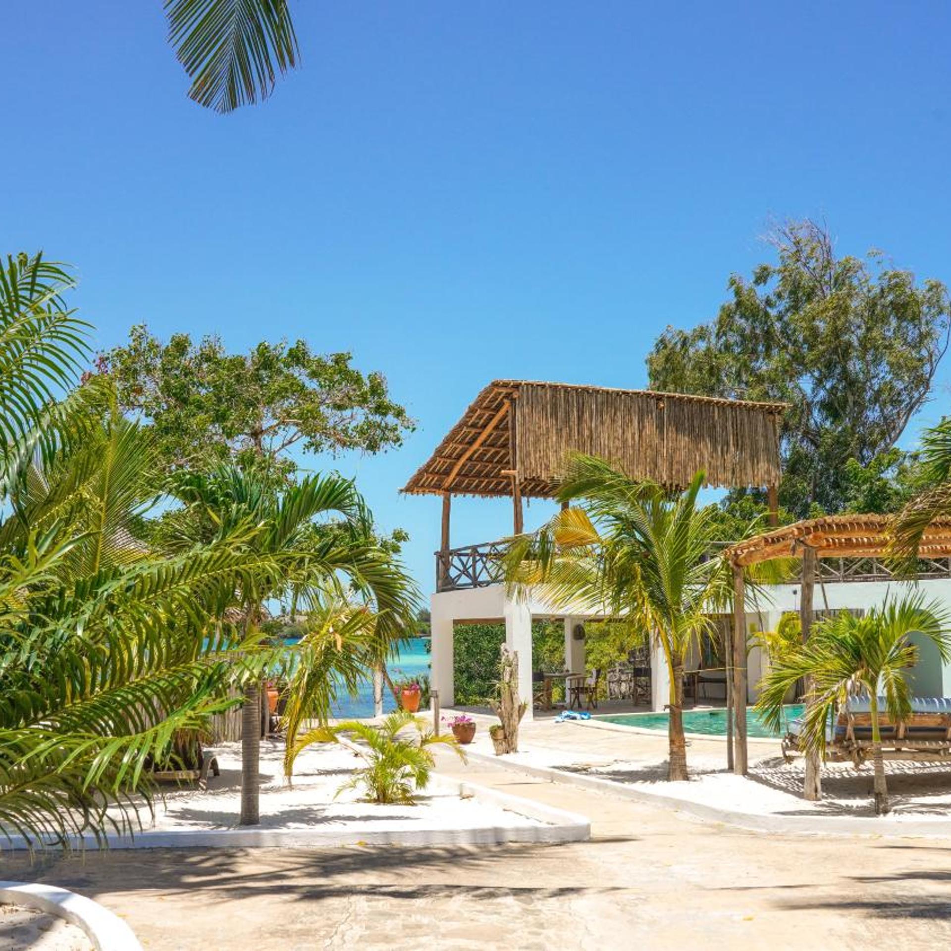 Merry Crab Cove Beach Resort 6/54