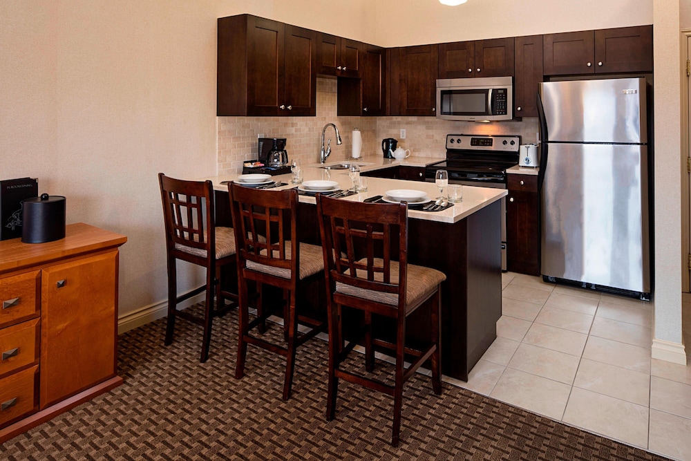 Delta Grand Okanagan Resort 46/62