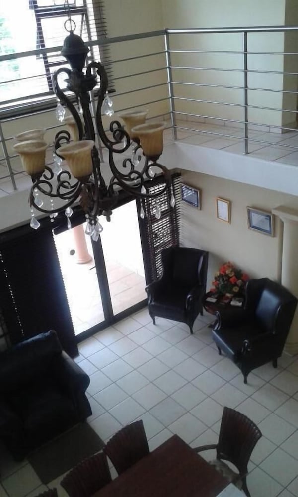 Asda Guesthouse 24/44