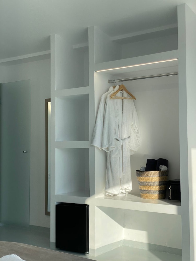 Serenita Luxury Suites 31/71