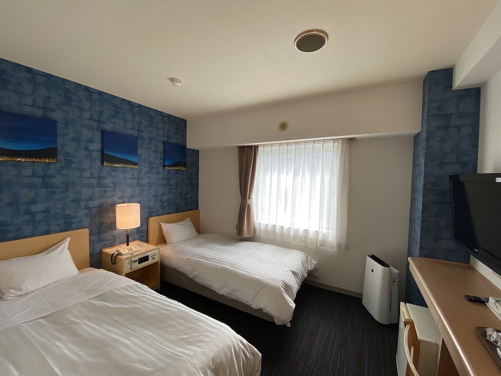 ECONOMY, TWIN BEDS
