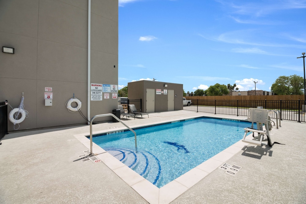 Motel6 Corpus Christi, TX 34/62