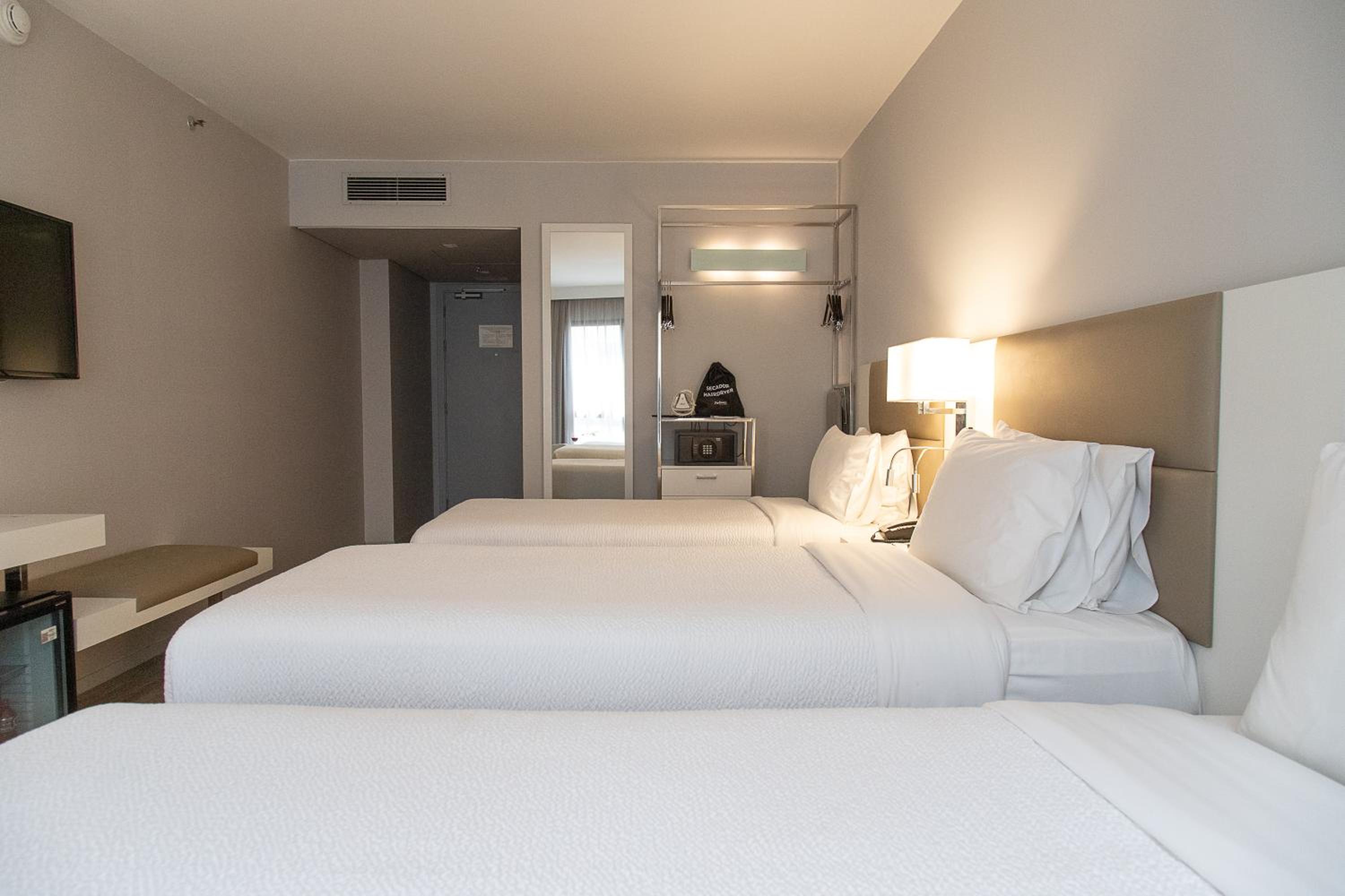 Superior, Triple, 3 Beds