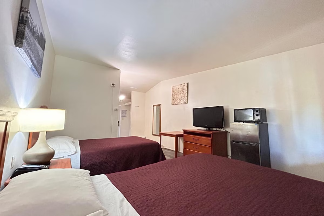 Carquinez Inn Vallejo I 80 Near Napa Valley 22/27
