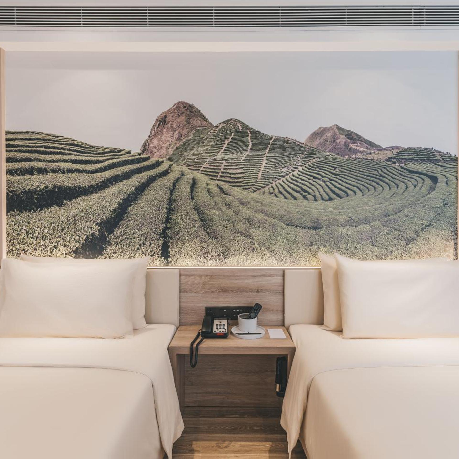 Atour Hotel (Puning High Speed Railway Station, Chinese Traditional Medicine City) 32/58