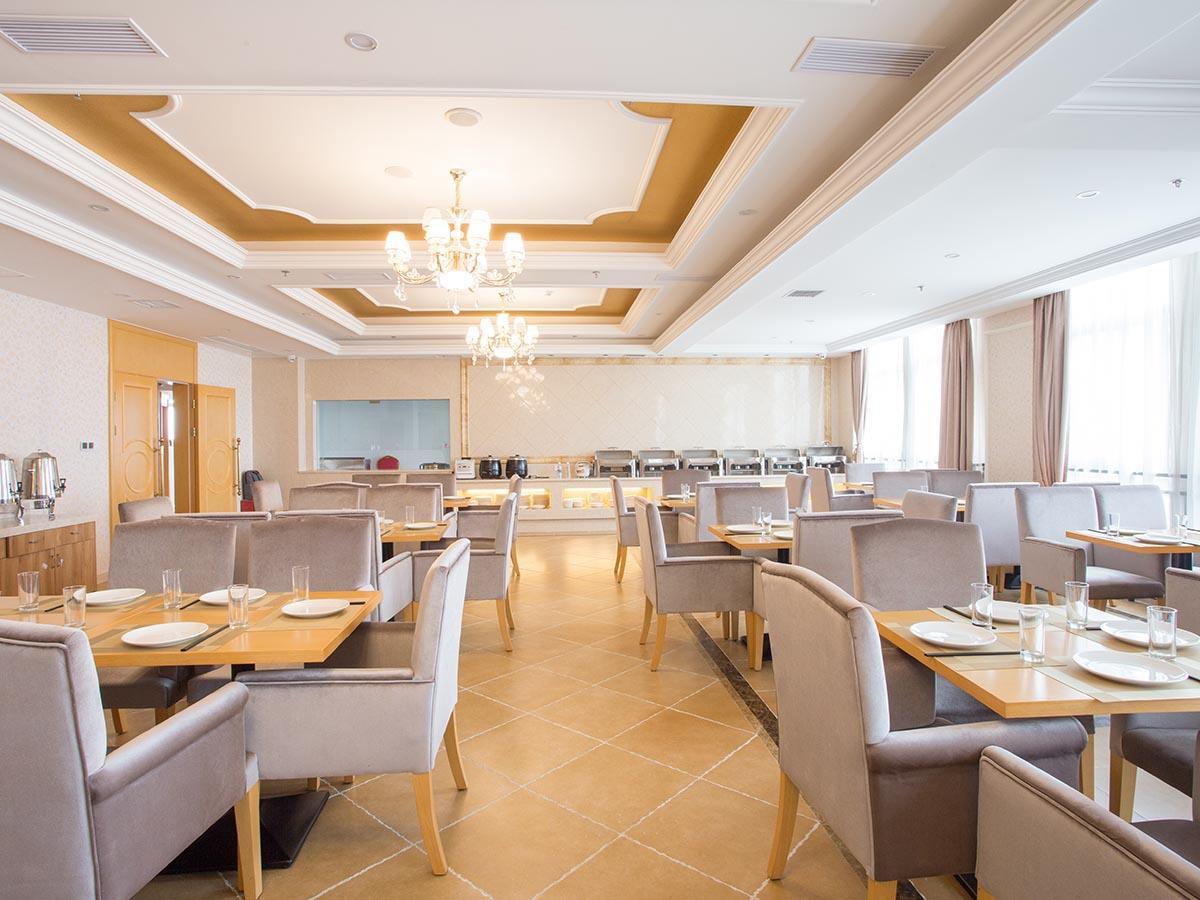Vienna Hotel (Chengdu Xinfan Furniture City) 45/54