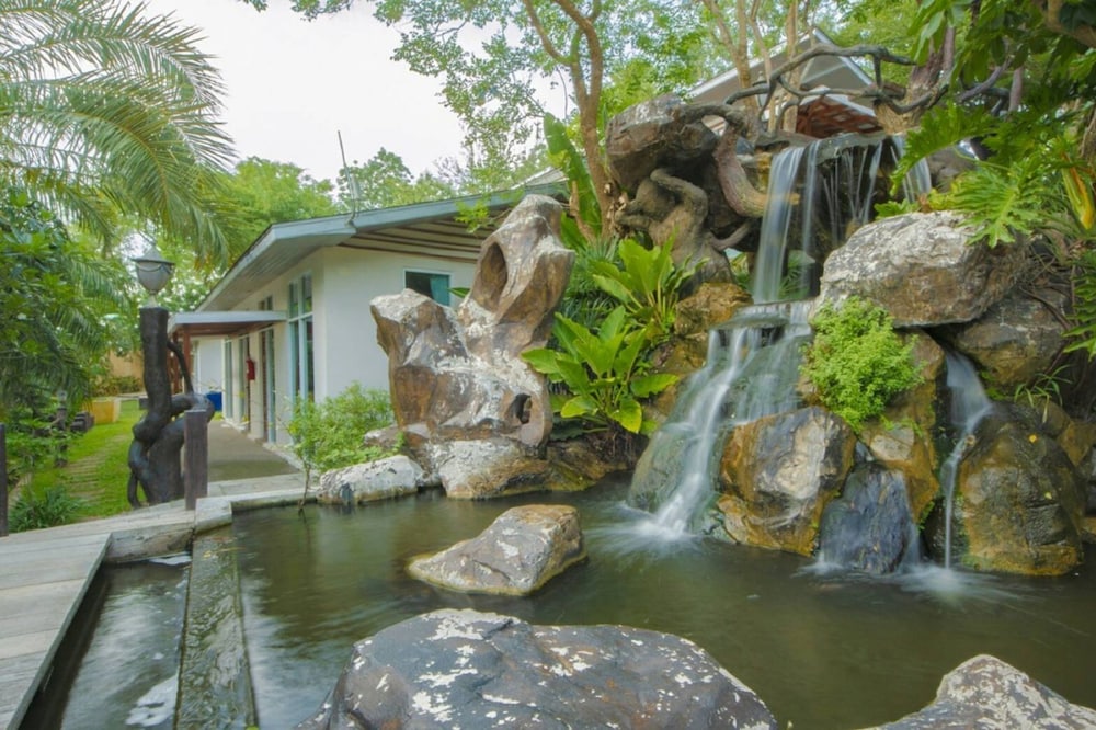 Nana Resort Kaengkrachan 35/65
