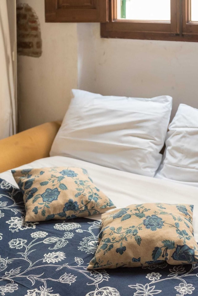 استوديو مع أريكة، Mini Studio in the Heart of Florence 3/8