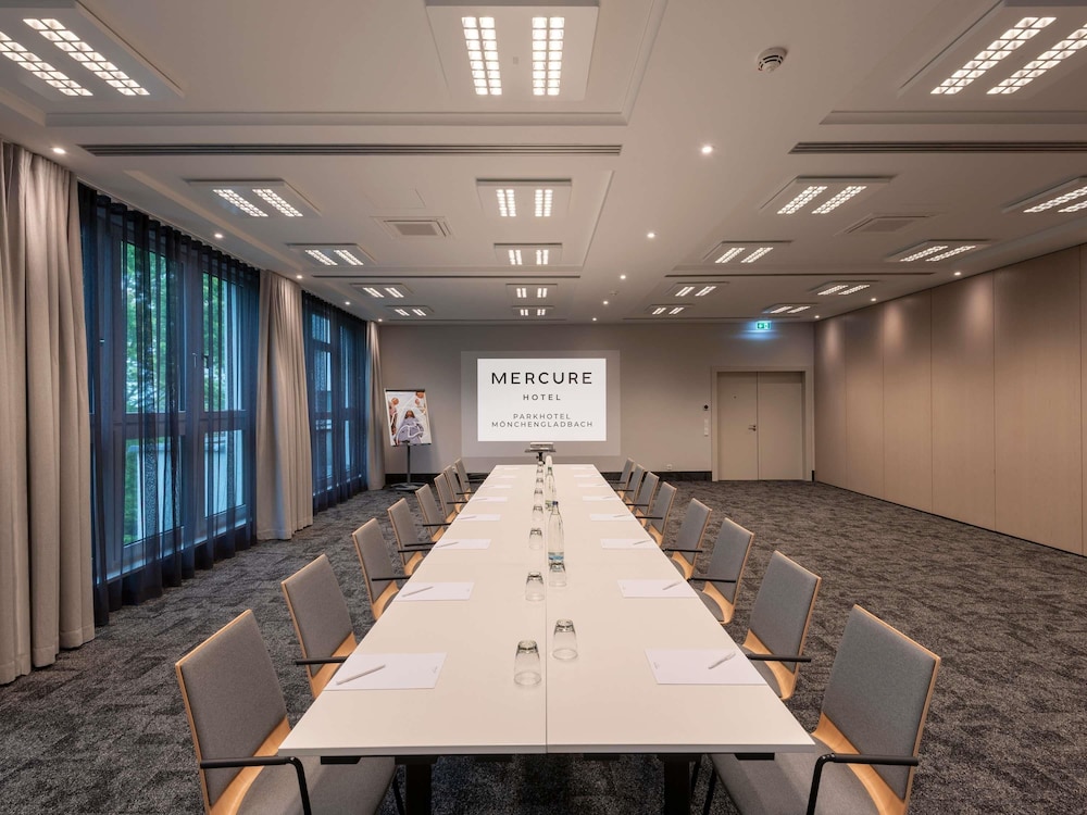 Mercure Parkhotel Monchengladbach 71/76
