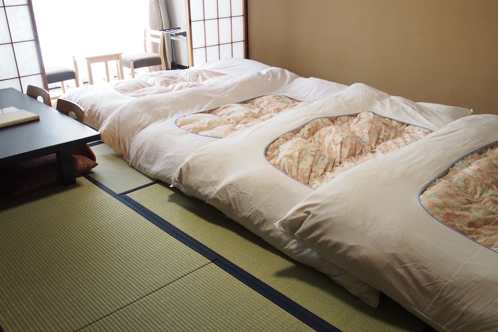 Tokiwa Hotel 6/34