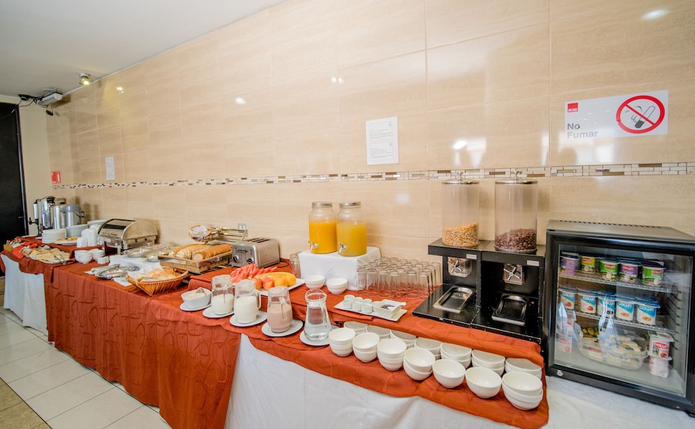 HOTEL IQUIQUE EXPRESS(FORMERLY Hotel Spark Express Iquique) 29/37