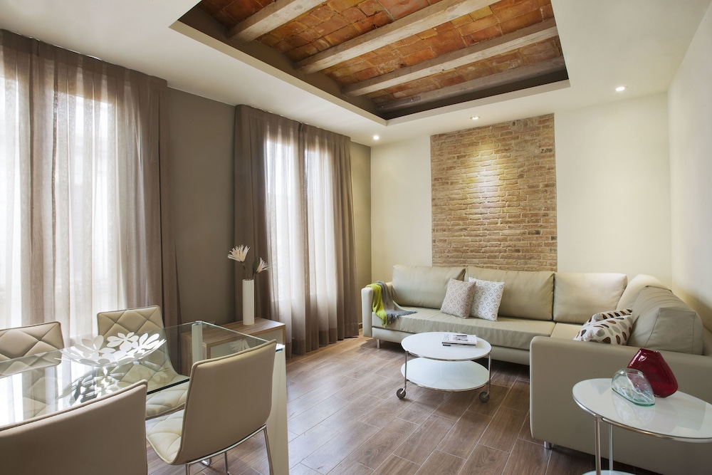 Milà Apartamentos Barcelona 23/43